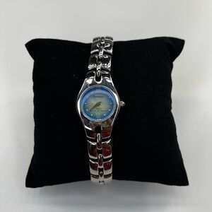 Ladies Armitron Silver Tone Blue Iridescent Link Bracelet Watch New Battery